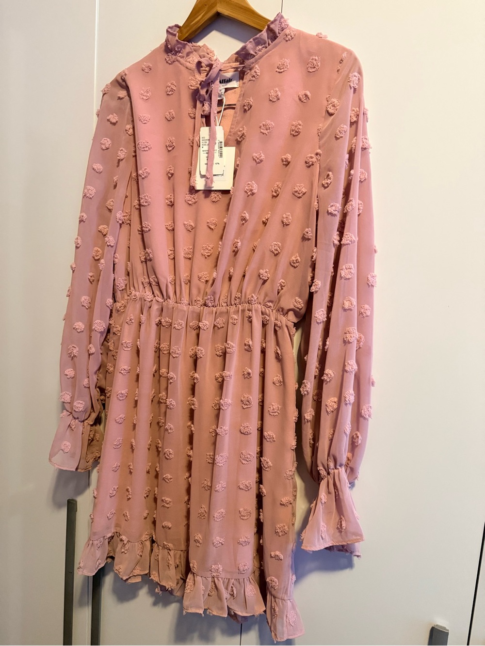 HL Affair Pink Long Sleeve Textured Ruffle Dress